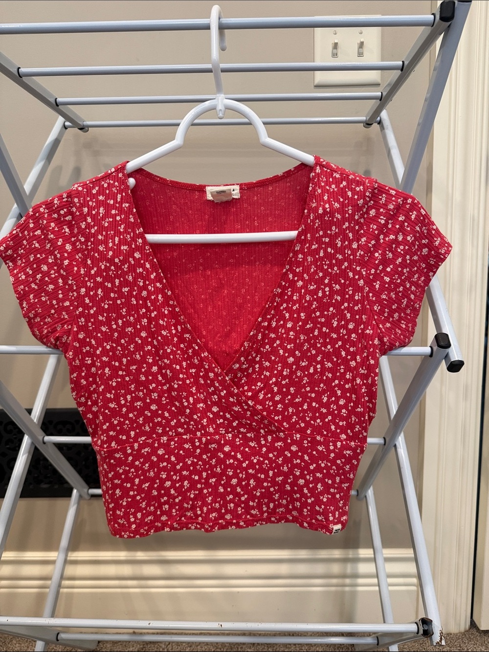 Billabong Red Floral Wrap Crop Top